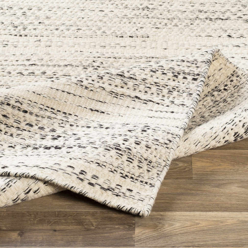 Black Cream Beige 5' x 7'6" Wool Area Rug V5657