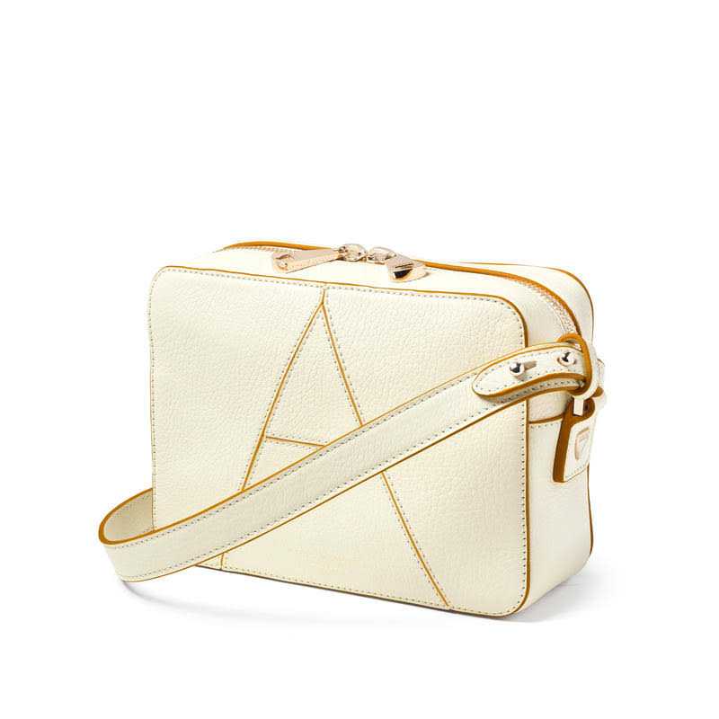 Ivory Pebble Camera Bag F935