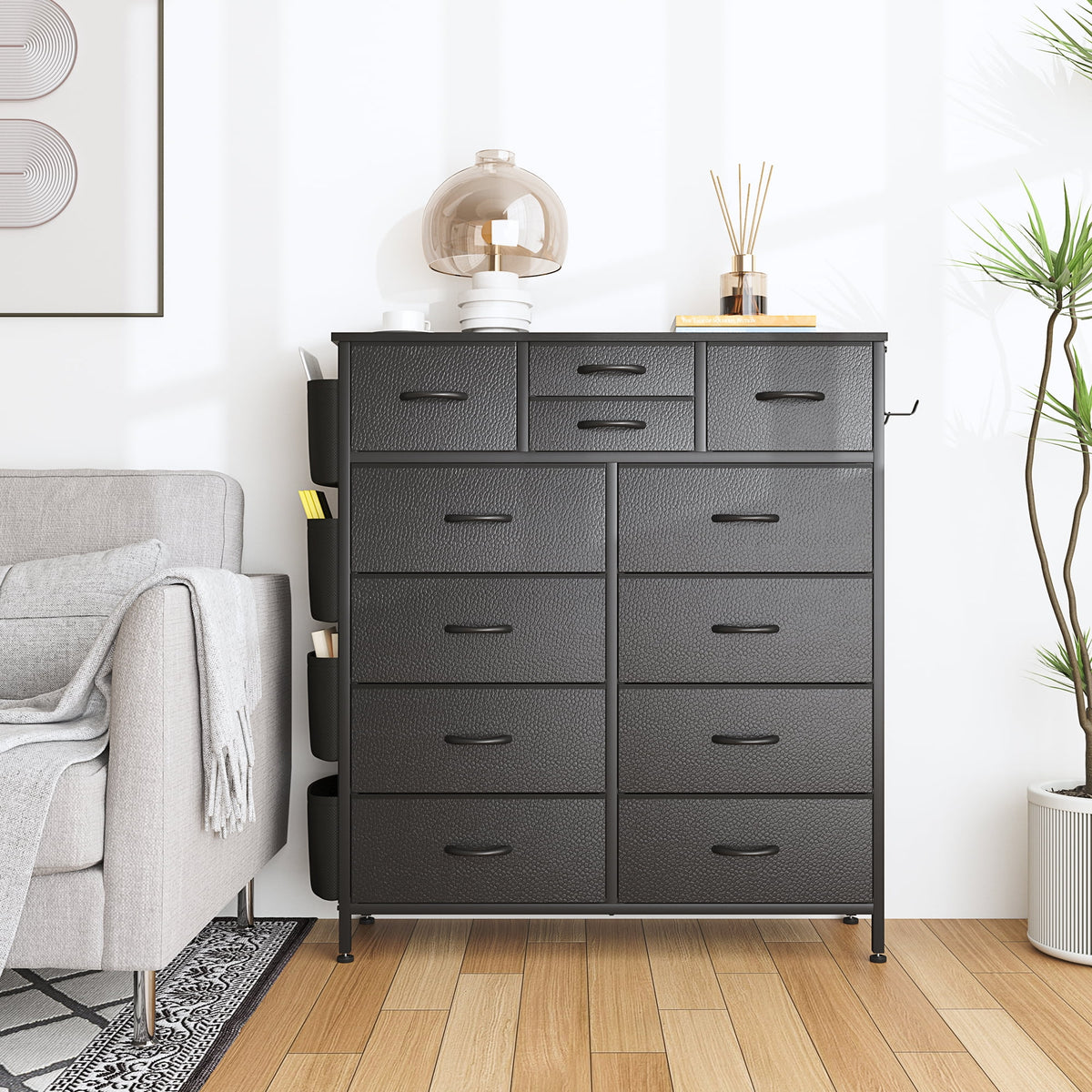 White 10 Drawer Dresser H2985
