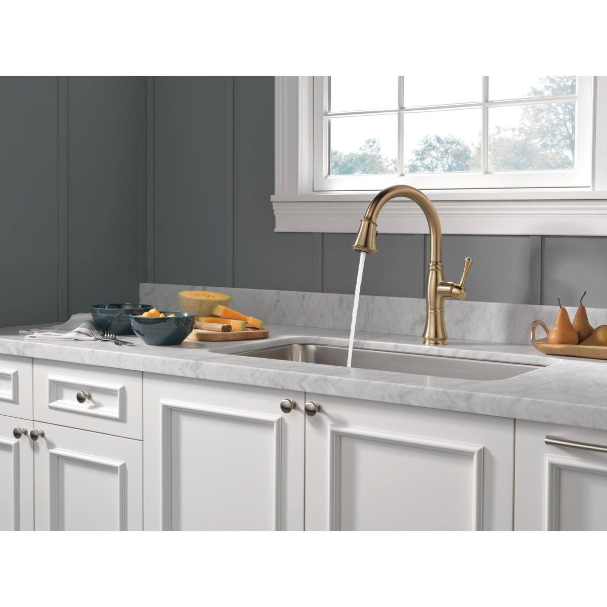 Chrome Single Handle Pull Down Kitchen Faucet N191