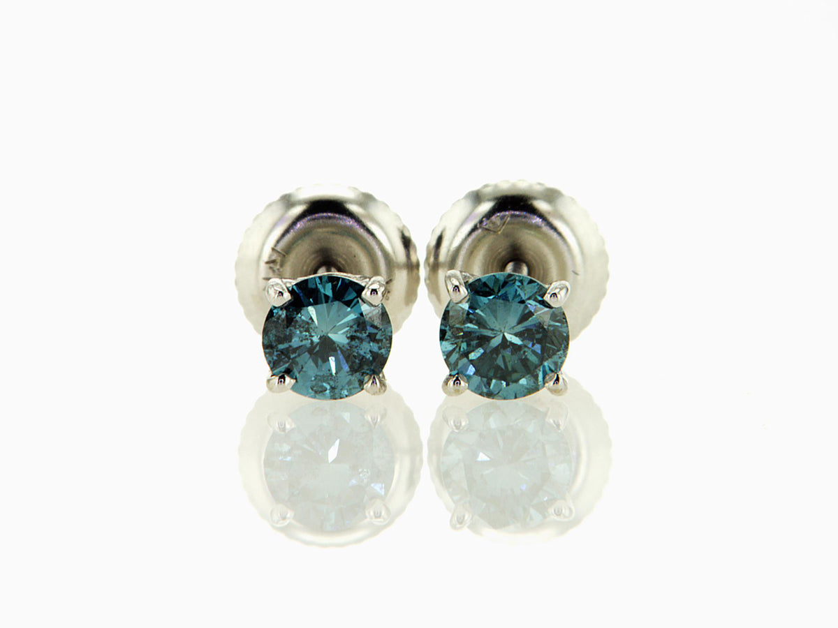 14K White Gold Stud Earrings R412