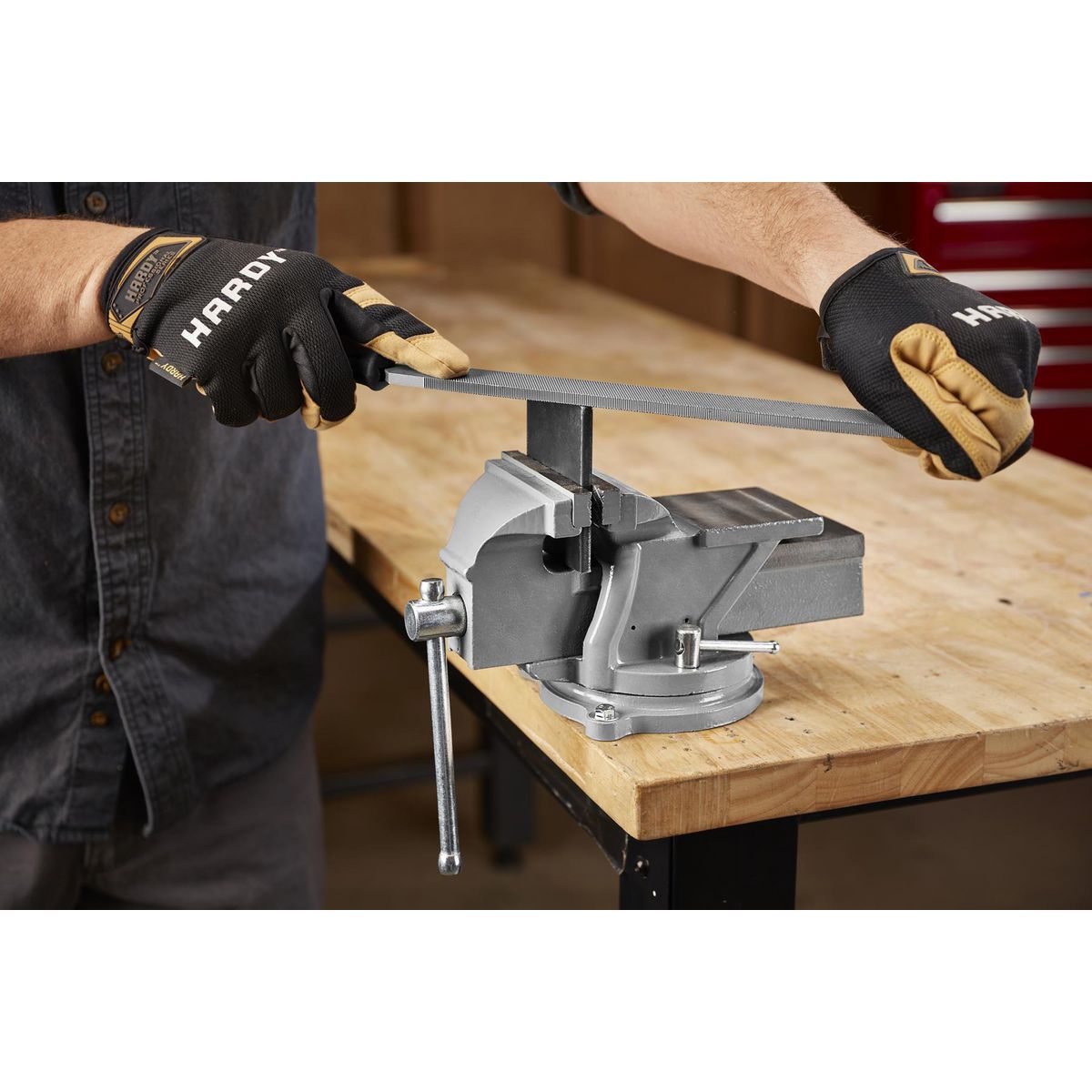 4 in. Swivel Vise with Anvil J8993