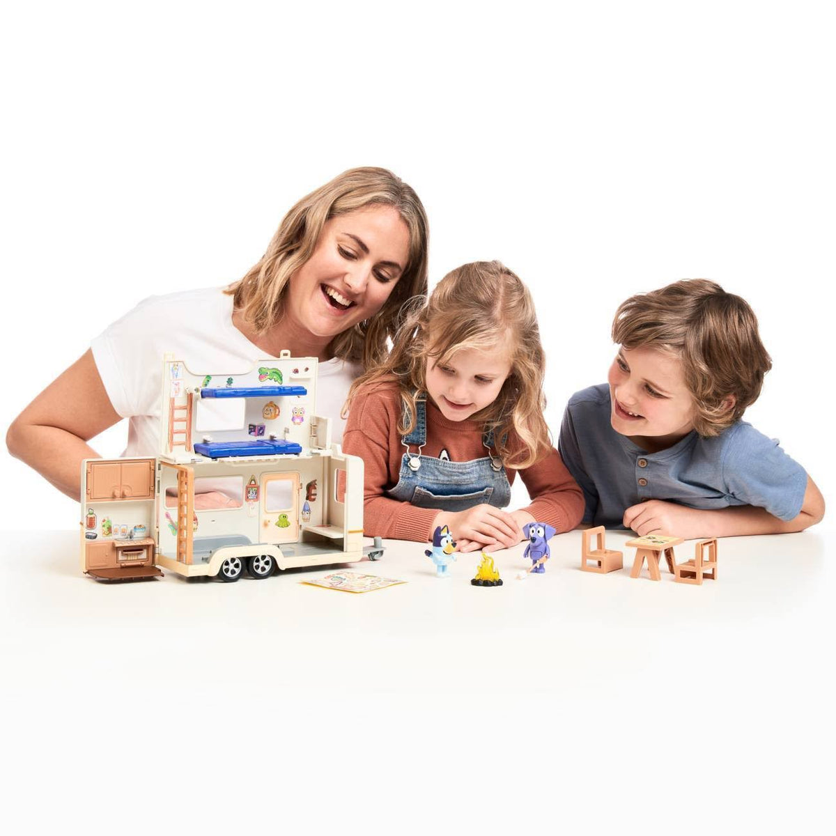 Bluey & Jean Luc Caravan Adventures Playset P139