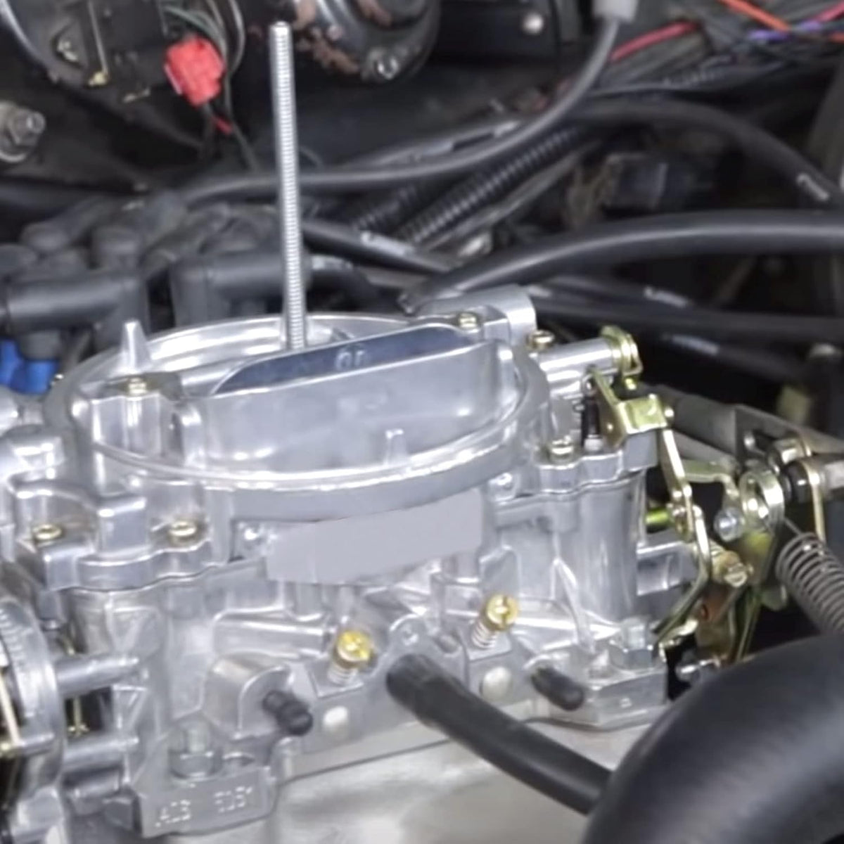 600 CFM 4 Barrel Carburetor with Manual Electric Choke V251675