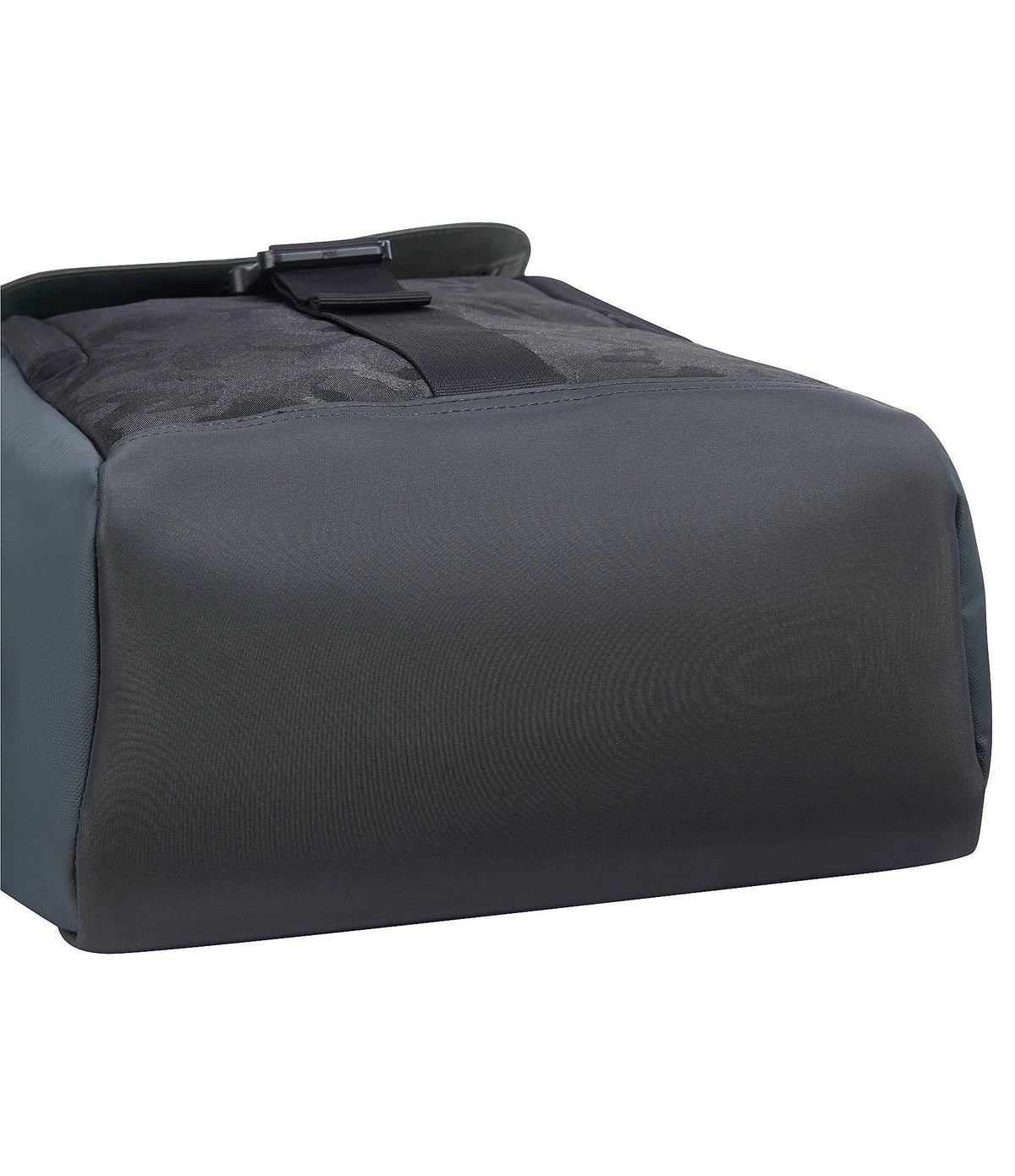 15x22 Laptop Backpack Black Camo P6932