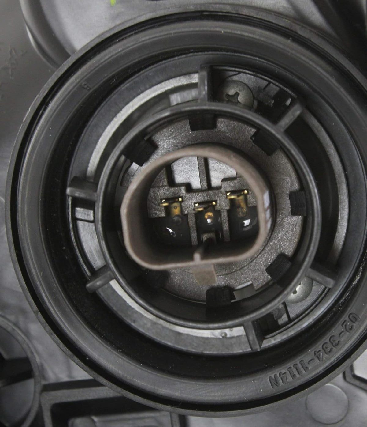 Headlight Assembly Set of 2 Halogen T463641