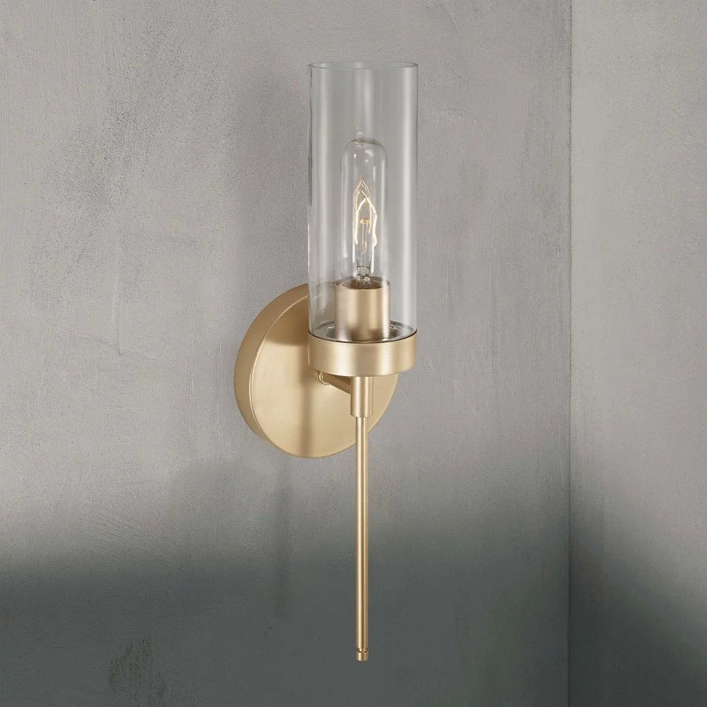 1 Light Wall Sconce R8651