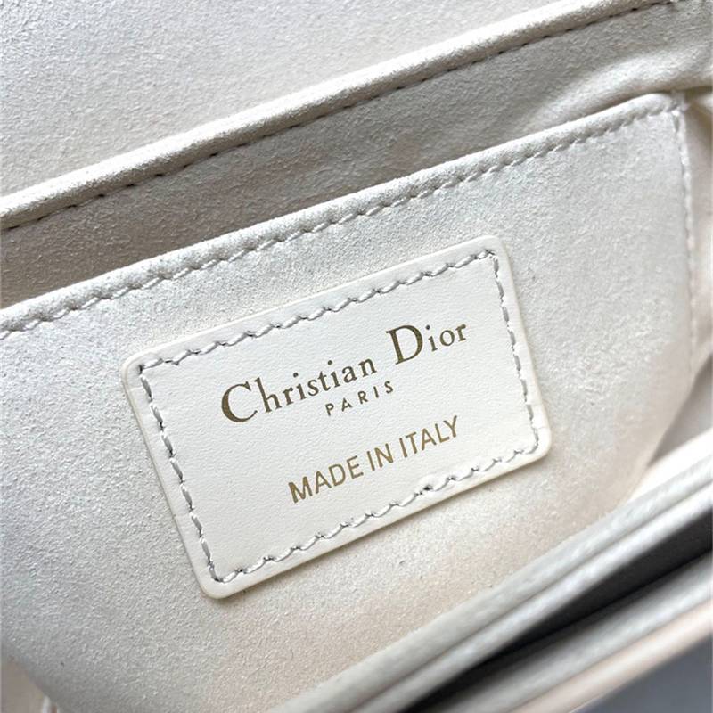 White Box Calfskin Bag O805045