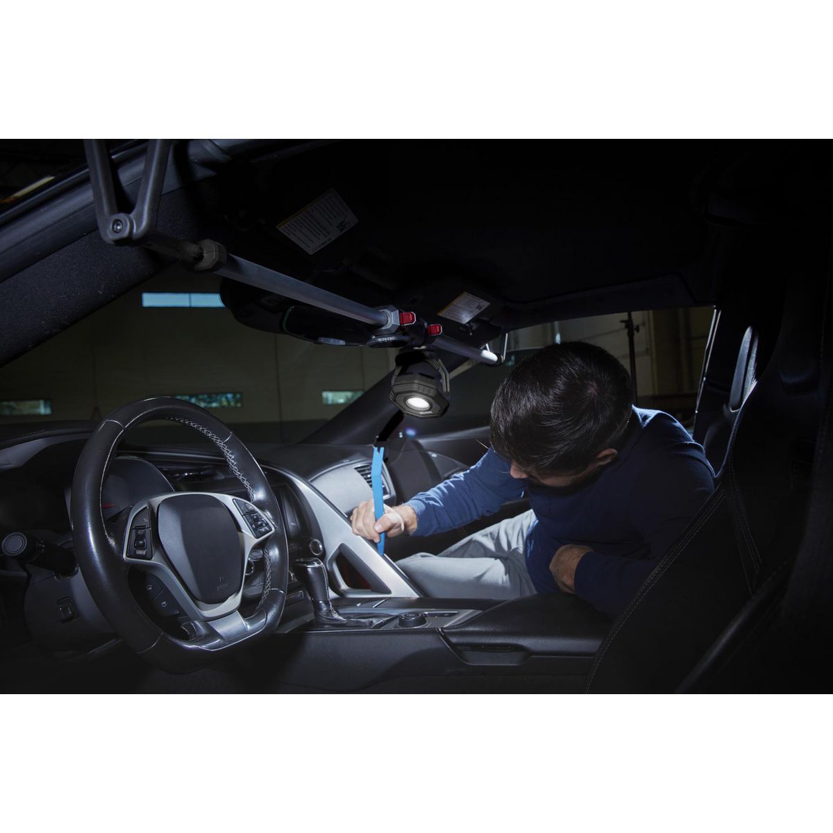 2100 Lumen LED Rechargeable Magnetic Extendable Underhood Floodlight K675