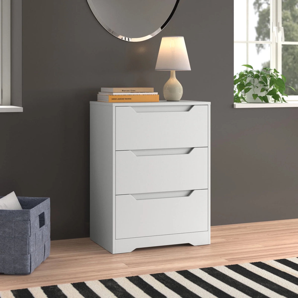 White 3 Drawer Dresser F921