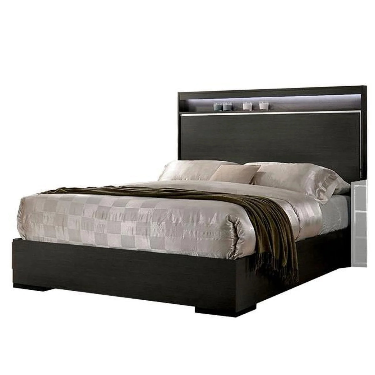 Queen Size Gray Wooden Platform Bed M380078
