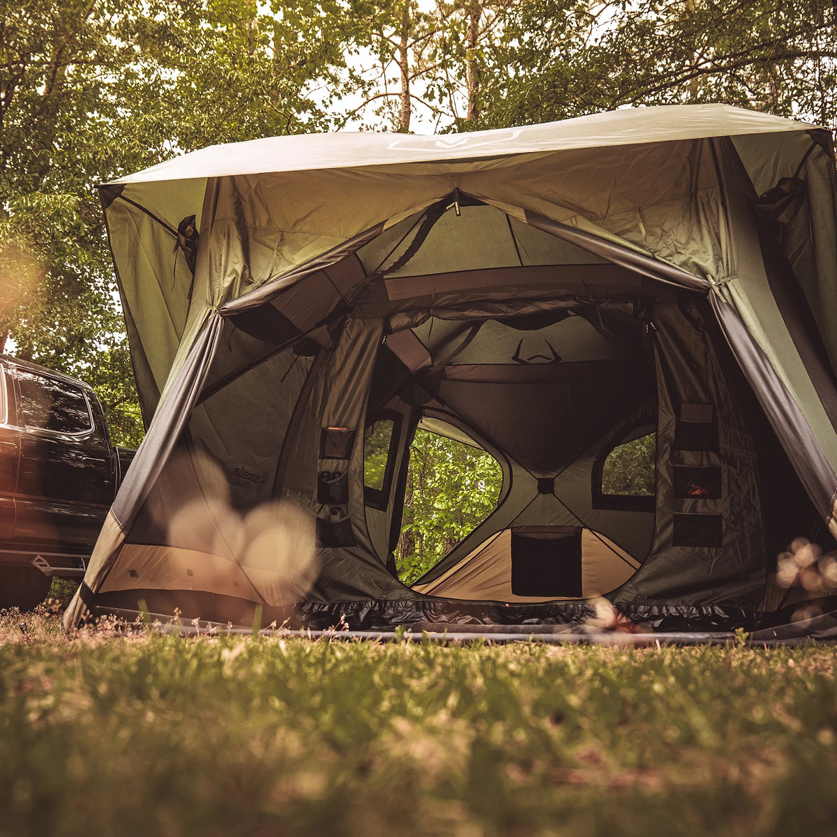 4-8 Person Alpine Green Camping Tent N17726
