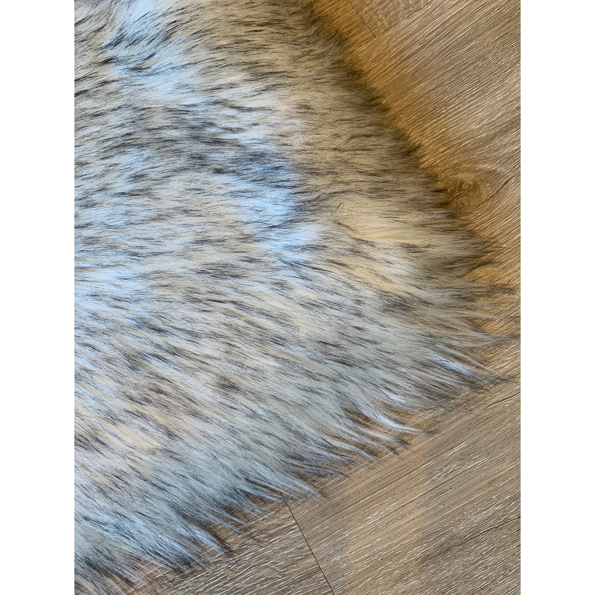 Faux Sheepskin 6-Pelt Plush Shag Area Rug M390