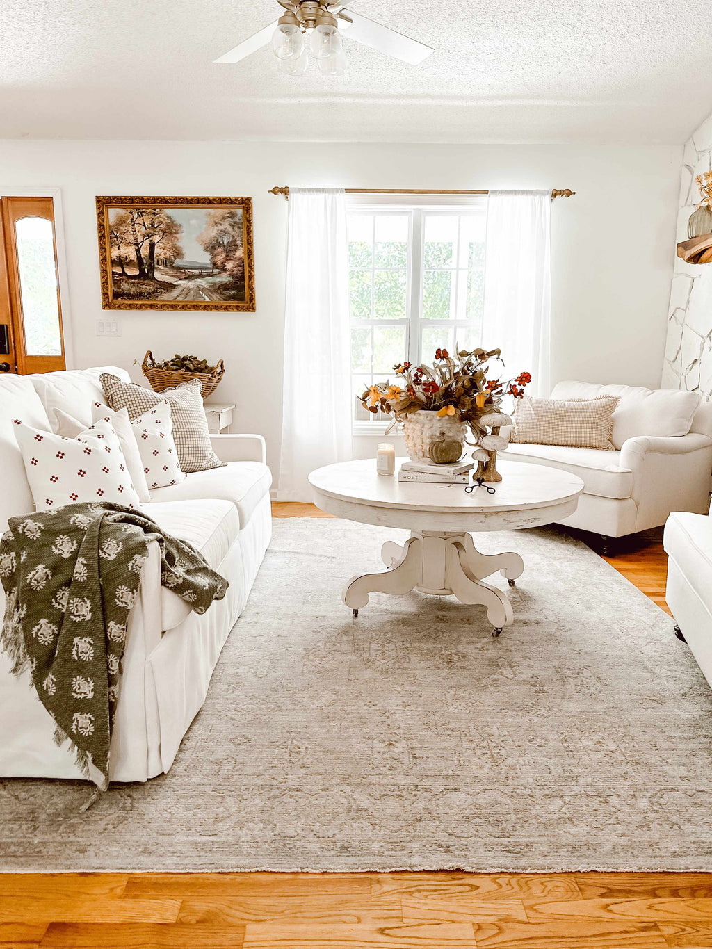 Gray Green 10' x 14' Area Rug A3506