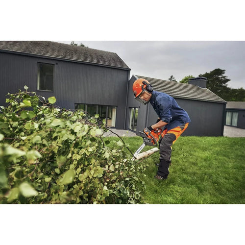 16 Inch Gas Powered Chainsaw O31034